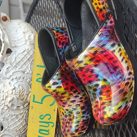 Dansko Shoes/ - Picture 8 of 11